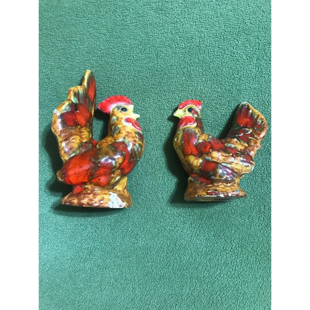 Rooster and‎ Hen Chicken Salt & Pepper Shakers Set
